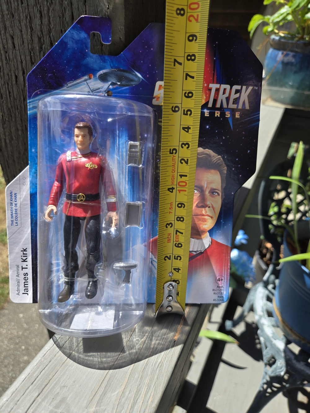 Star Trek Universe James T. Kirk Action Figure - Red and Black - Picture 3 of 4